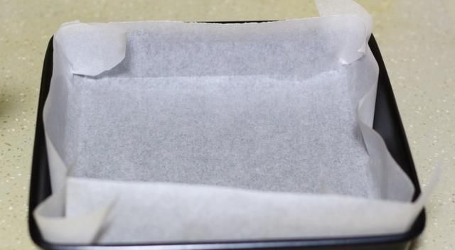 用刮刀|按照这个配方做的古早蛋糕,不塌陷,不开裂,像棉花一样柔软Q弹