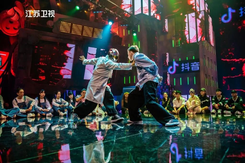  标准|“未来战士”卡斯柏的舞者标准：好一点，再好一点！