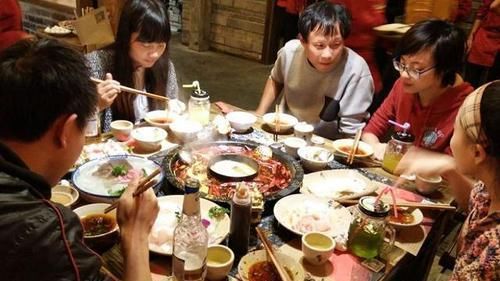  a1732|别人请吃饭时，这“4不要”得牢记，否则人缘会越来越差！