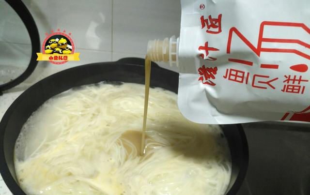  悄悄的|三伏天晚餐这样吃，既能填饱肚子，又不会长胖，体重悄悄的就轻了