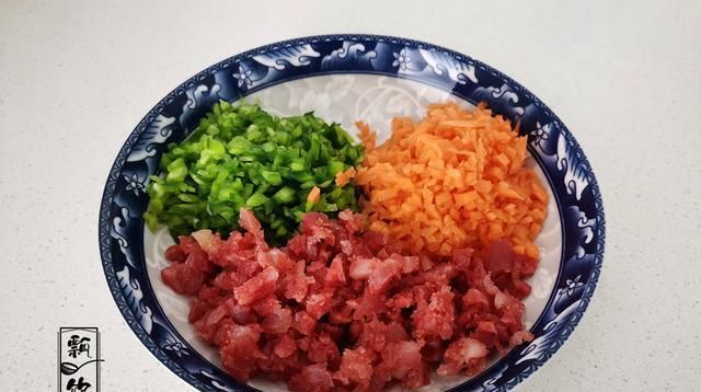  好吃|盛夏的早餐，它最合适，饭菜一体，方便省事，饱足还解馋，特好吃