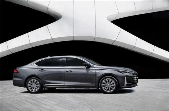  广汽|从危机的沙砾中寻找机遇 | 广汽传祺12周年