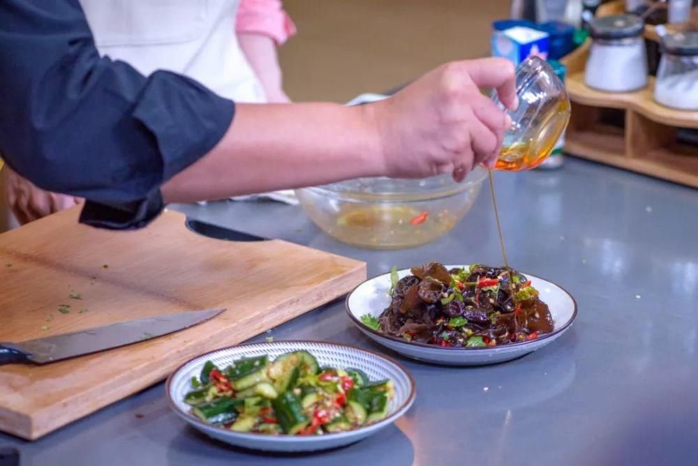  木耳|凉拌菜好吃爽口的秘诀，就是这碗万能酱汁，简单易学！