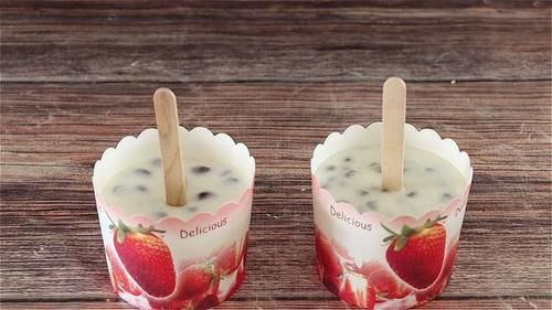  家常|家常版雪糕做法，不用淡奶油，入口冰爽，清凉又解暑