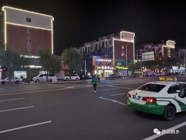 白城|【不文明行为曝光台】行人闯红灯、横穿马路，曝光不文明，白城这一批人上镜了！