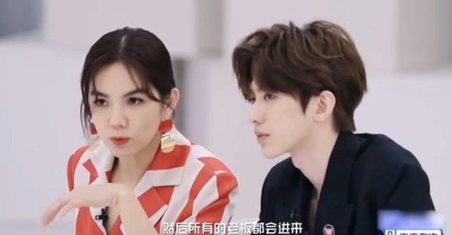 成熟|蔡徐坤久违上热搜,时隔两年再回训练营,对比照成熟不少