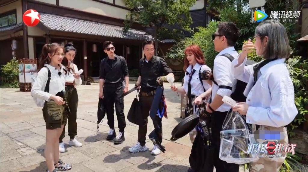  极限挑战|《极挑6》最热女团助阵收官，唯独邓伦态度冷漠？人气小生的自觉