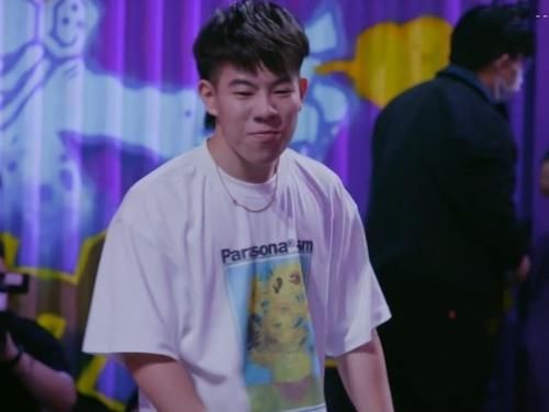  街舞|还记得差点让黄子韬崩溃的“小红”吗？街舞3他终于拿到毛巾了