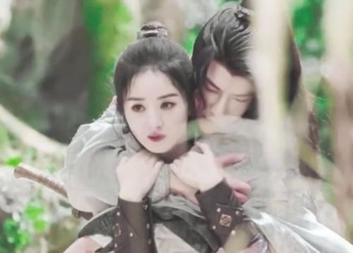  煎饼果子|赵丽颖到《天天向上》当嘉宾，细看王一博举动，关系好坏很明显