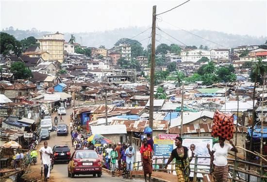  国家|此国曾是“小巴黎”，钻石遍地，如今人均负债上千元，成世界穷国