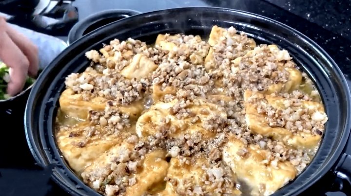  鲜嫩|三伏天，多给家人吃此菜，上锅一焖，鲜嫩多汁，比牛羊肉还好吃