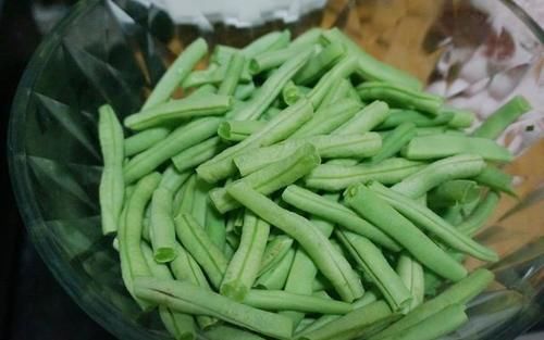 晒晒|晒晒我家的晚餐,半小时就做好,虽然素菜多,但营养足味道香