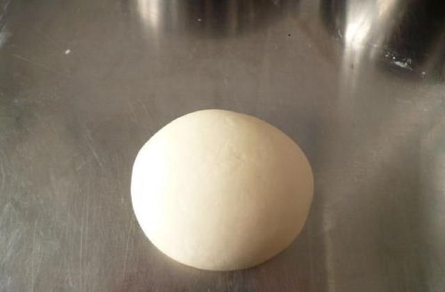  大忌|无论蒸馒头还是烙饼，发面只加酵母是大忌！加这2样，面发得溢盆