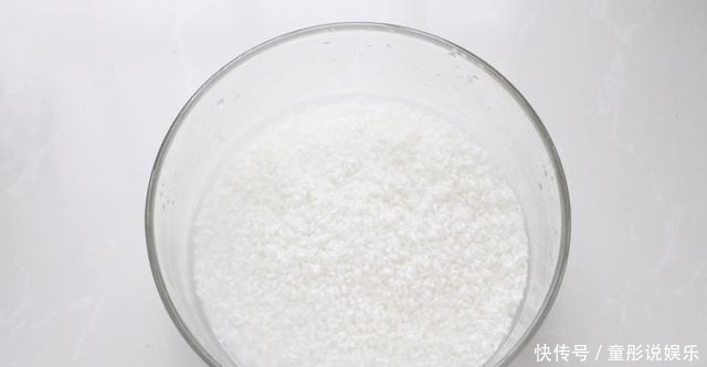  开锅|大热天就用电饭煲做懒人饭，一开锅香气扑鼻，简单省事好吃极了