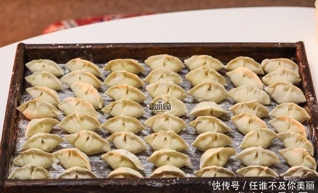 公公婆婆|婆婆回北方之前,辛辛苦苦的给我们包了300只水饺,满满的爱!