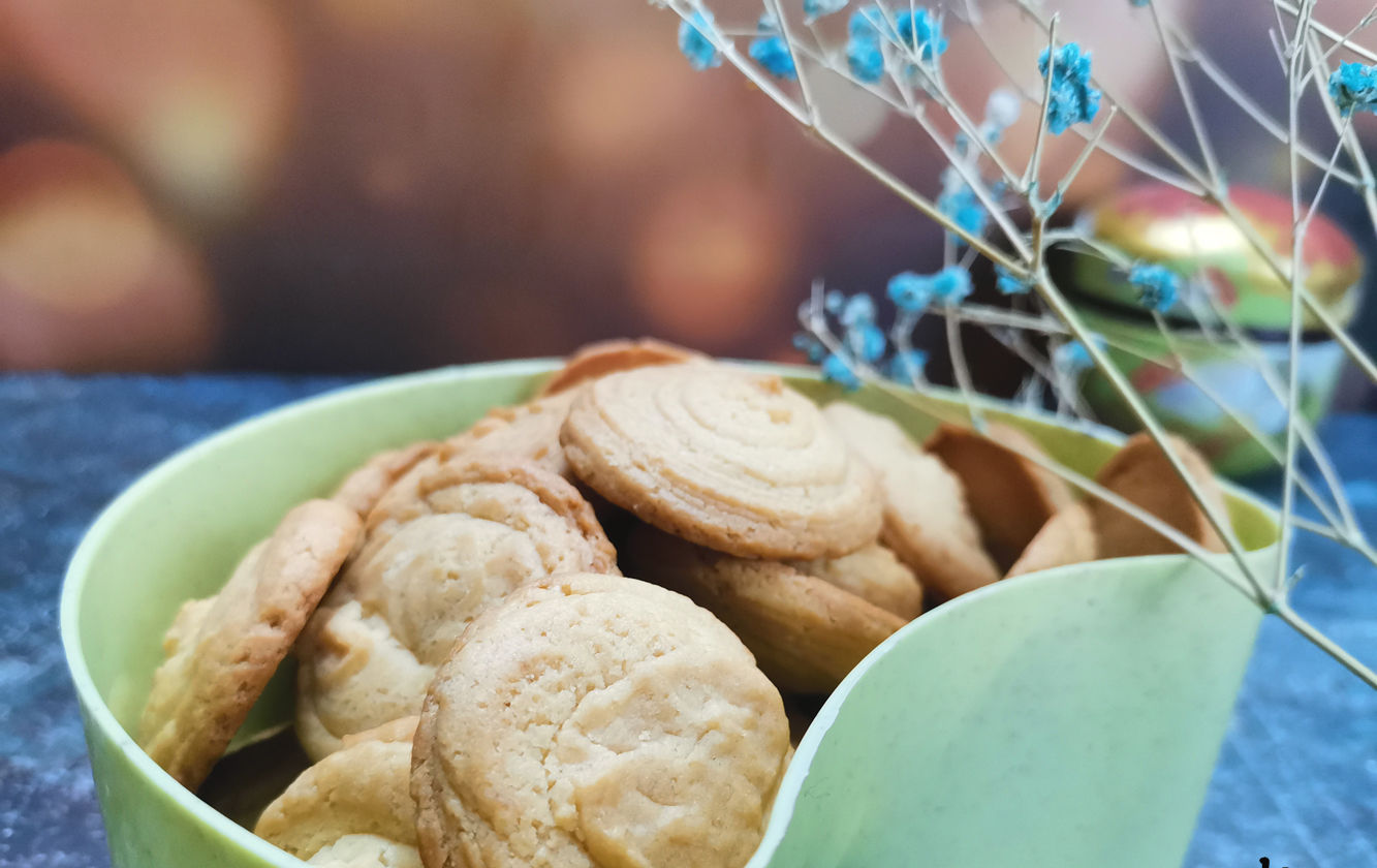  酥脆|只用蛋黄的饼干，搭配神秘食材，零添加更酥脆，加班族的小甜心