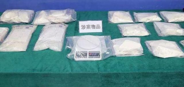  兄弟|5人死刑、5人无期！黄氏三兄弟贩毒团伙一审宣判！