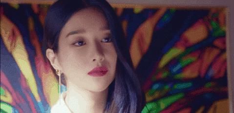  女主|虽然是精神病，但她迷倒了金秀贤…