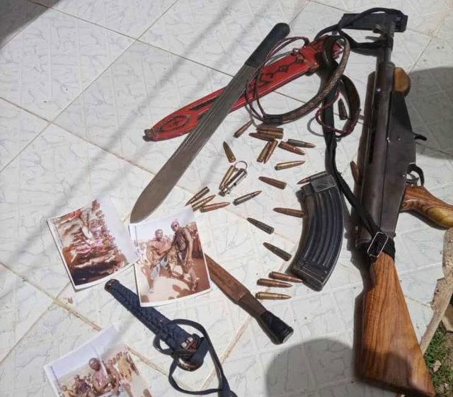  弹药|各国警方展示查获的非法自制枪械 疫情当前贼心不死 用铁管造黑枪