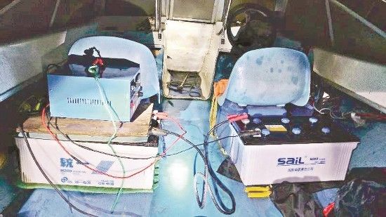  长江|夫妻俩用捕鱼器非法捕鱼获利24万 警方深夜布控人赃并获