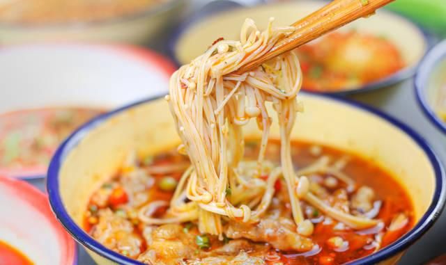 减肥|减肥期间可以吃麻辣烫吗？让我们来说一说