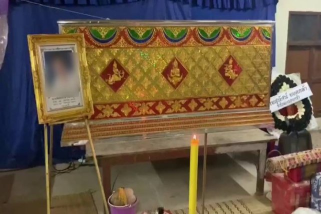 Sittisak|女子结婚半年在家中上吊自杀，死前还在网上发了自己的婚礼照片