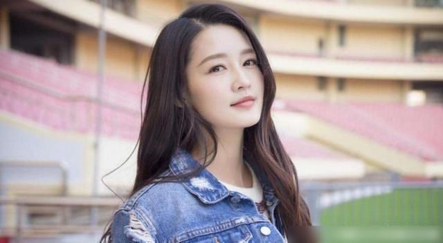  更新|在牵手并引起热议后，张若昀李沁首次更新动态，唐艺昕沉默