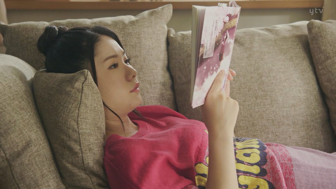  蓝盈莹|蓝盈莹初舞台第一，决赛倒数第一：「用力过猛」冒犯了谁？