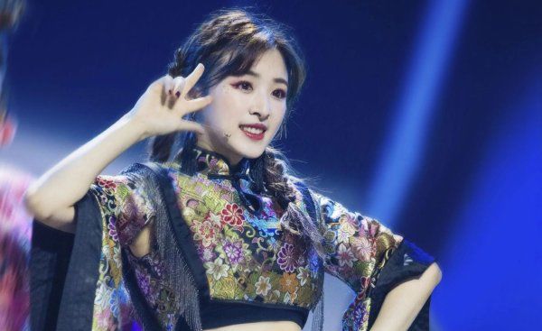  居然|《浪姐》孟佳, 你居然敢用自己的真本事, 挑战现场500浪花的审美水平?