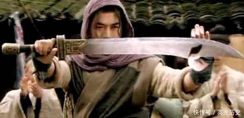  好汉|梁山与关胜出身齐名的好汉，战平林冲，为何不是五虎上将