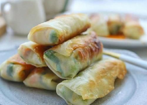  做法|早餐吃一盘这样的春卷，真是爽歪歪！简单易上手的两种春卷做法