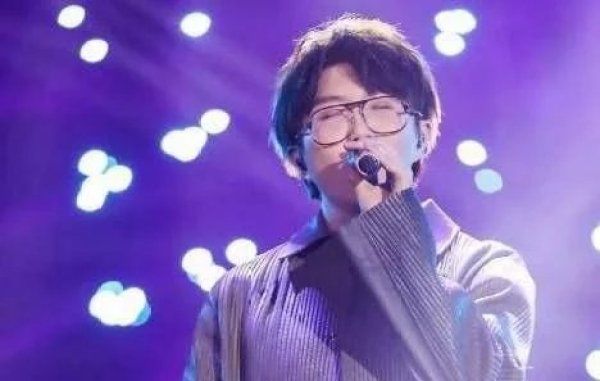  黄霄云|实力不止唱功：不接受阿朵孟佳淘汰，却认为毛不易比黄霄云强？