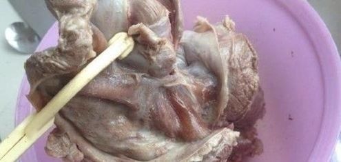  贩子|猪身上最好吃部位，1头猪只有1斤，肉贩子舍不卖