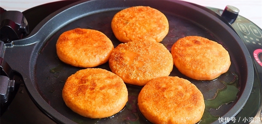  黑芝麻|3个西红柿加1碗芝麻，教你简单又好吃的做法，出锅老公连吃5个