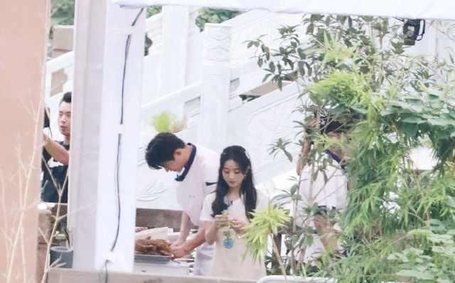  辛苦|赵丽颖新综艺杀青，终于挺过来了，这一路拍摄真的很辛苦、很疲惫