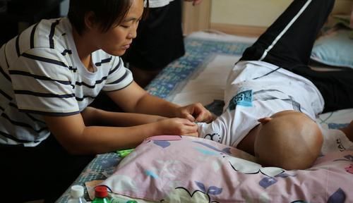  百万富翁|河北男子5年间从百万富翁到负债累累 母亲坟前他长跪不起