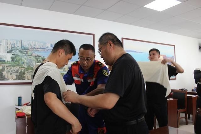  黄岛|全警大练兵 黄岛公安组织应急救护员培训