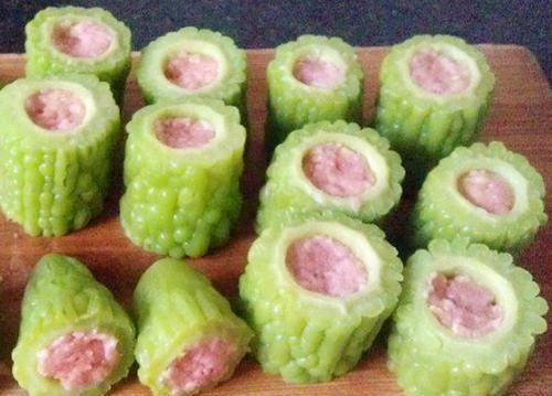  美味|经典家常菜，苦瓜这么做，鲜香软润，营养美味，吃起来没有苦味！