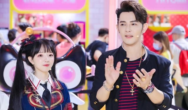  质疑|Lo圈顶流王奕萌现身CJ现场，打破换头质疑，还得到汪东城的肯定