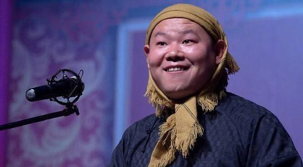 大学|岳云鹏手写高考成绩单，算错总分令人尴尬，网友：德云大学已录取