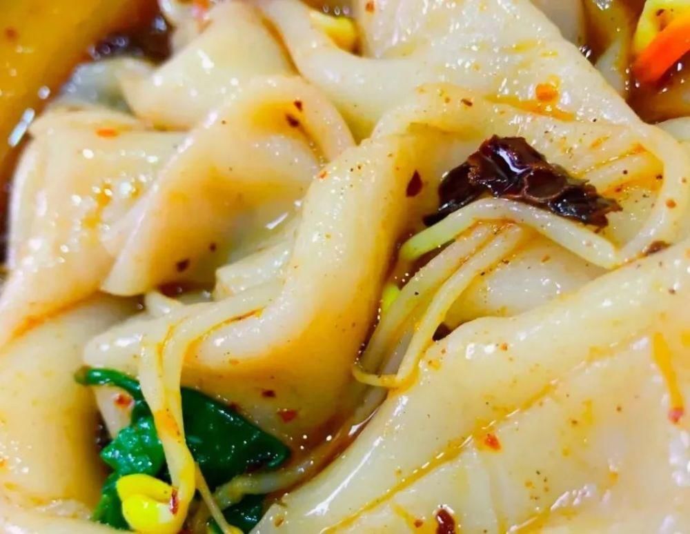 馆子|师大家属院对面的苍蝇馆子，每家5张桌，资深吃货才知道！