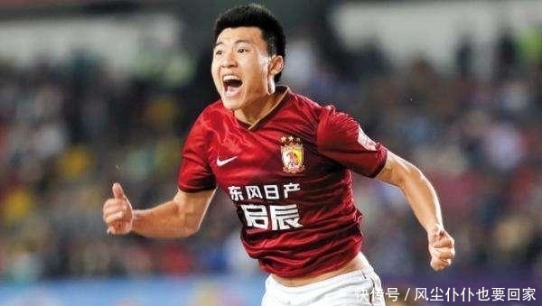  得不到|国足中锋迎来“双喜临门”：一直得不到幸运女神垂青的他期待转运