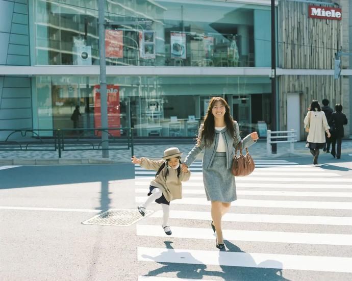  手术|日本黑带老爸为绝症女儿十年拍10000张照片，看哭全世界