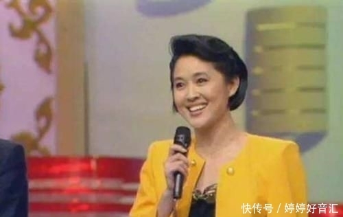  春晚|1991年，春晚出现“重大事故”，倪萍用4张白纸救场，堪称神级教科书