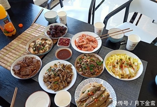 好吃|新春家宴10个菜，半小时左右就上桌，朋友夸老公倍有面子