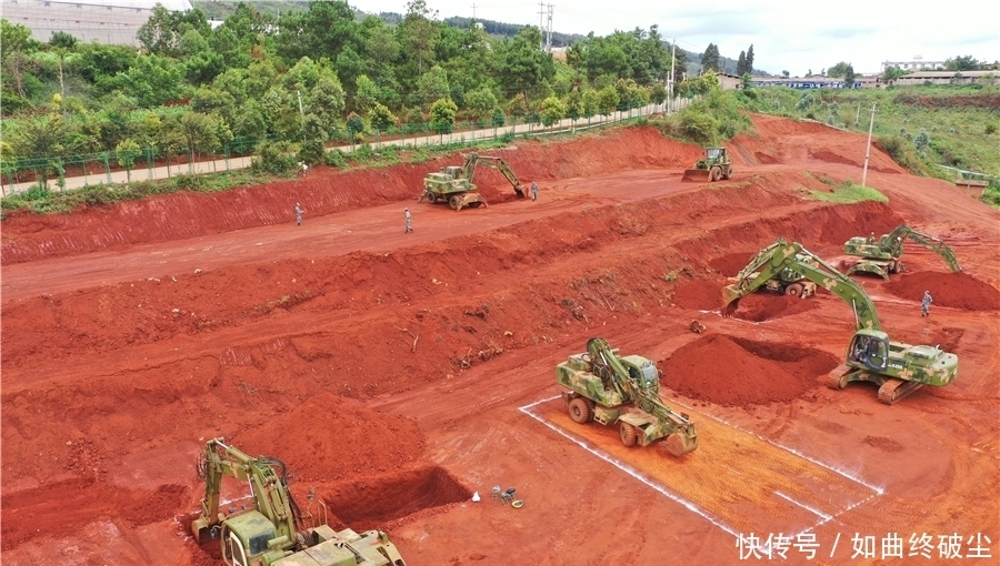 大图|「高清大图」驻训砺精兵 官兵勇争先