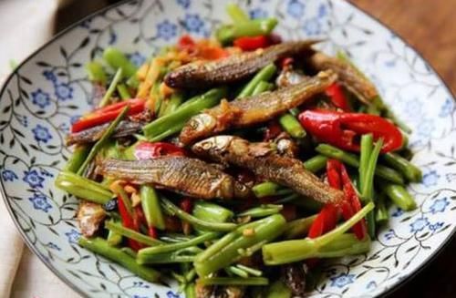  猪肉|三伏天，吃猪肉不如吃它，每天炒一盘，钙质是牛奶3倍，太过瘾了