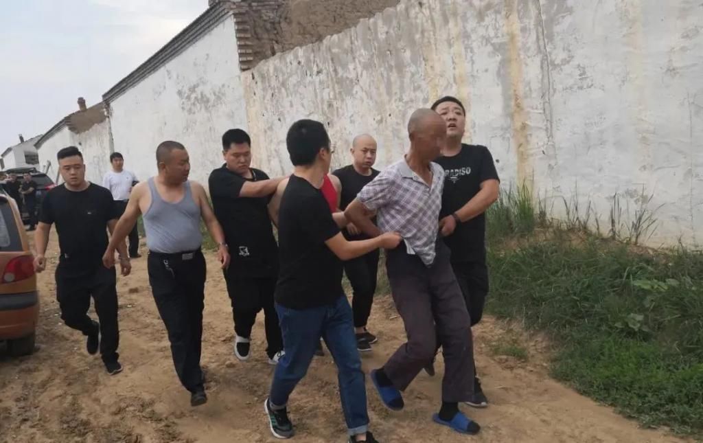  襄汾县|聚焦：洪洞邻县贫穷父子抢劫1000元杀人被抓获！