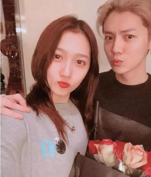  青春有你|小鲜肉疑似“车咚”大7岁女艺人，半夜突宣单身，网友评论亮了