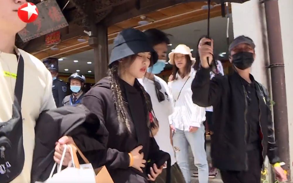  嘉宾|邓伦本期玩出《极挑》精髓 多位艺人中断录制 任嘉伦成最惨嘉宾！